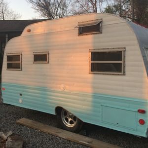 Meet your Posher, Stefanie